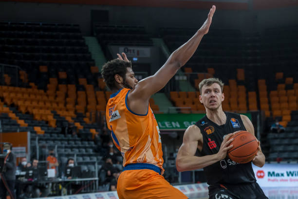 这张图片或 这张图片或